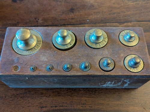 Vintage set brass weights - vintage,