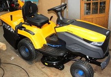 Stiga Estate 584e Battery Powered Lawn Tractor
