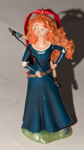 Disney store 2012 brave merida - store,