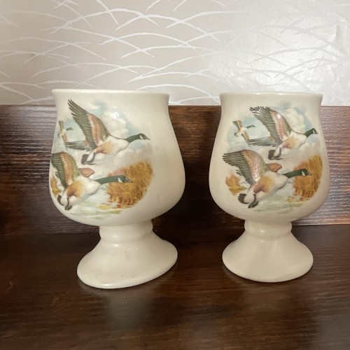 Vintage ceramic pedestal - vintage,