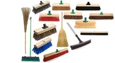 Indoor Outdoor Soft Stiff Sweeping Brush Head Traditional Yard Broom With Handle