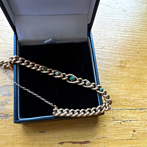Gold tone curb link - curb, chain