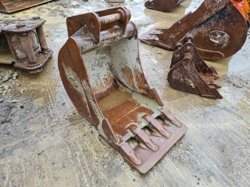 600mm excavator digging - 600mm,