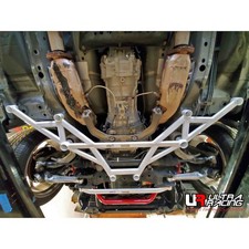ULTRA RACING FOR INFINITI G35