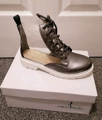 Pewter boots size - pewter,