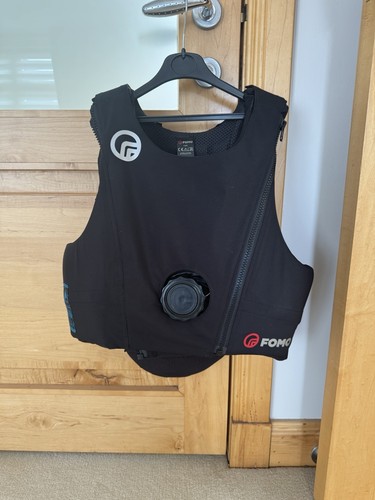 Fomo body protector 2018 - fomo,