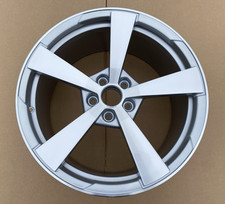GENUINE AUDI TT MK3 8S 19"