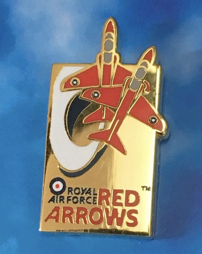 Raf red arrows - pin, badge