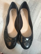 Clark’s women’s flat shoes