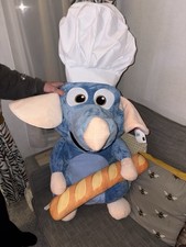 Giant Ratatouille Disney Pixar