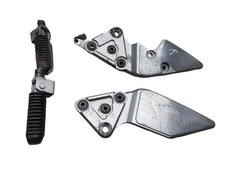 SUZUKI GSF600S Footrest Hangers Front Left Right Pair GSF600 S Bandit 1997 N712
