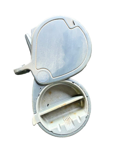 Smart ashtray 0004229v002 - ashtray,