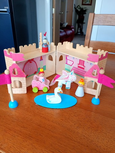 Wood toy princess castle - wood,