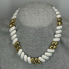 vintage Monet necklace white