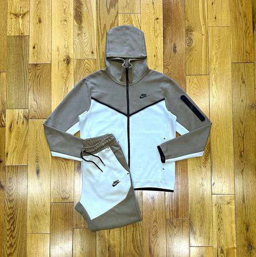Nike tech fleece - nike,