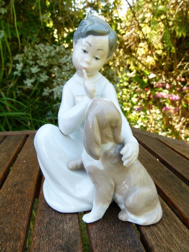 Lladro figurine boy with dog - boy,