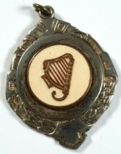Irish Pipers Band Medallion Medal - Brass Band - Irish Music - 1960's - 30x39mm