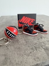 NIKE AIR JORDAN 1 RETRO Mini SNEAKERS & BASKETBALL KEYRINGS  -GIFT BOXED New?