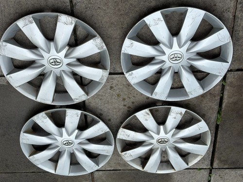 Toyota avensis wheel trim - toyota,