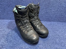 SIZE UK 11M - Altberg Defender