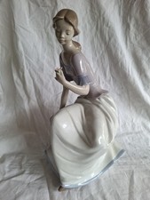 Nao By Lladro Porcelain Figure Girl With Basket Of Flowers 1988 Hand Made 