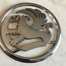 USED VAUXHALL CORSA REAR CHROME PLASTIC BADGE 13266307