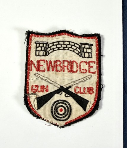 Vintage newbridge gun club - gun,