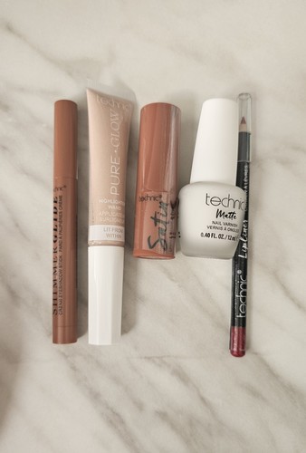 Technic makeup bundle - technic,