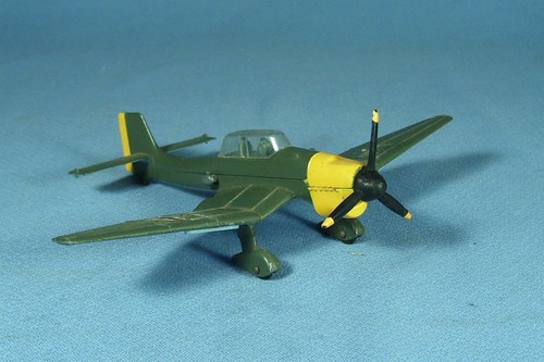 Dinky toys junkers - 87, b