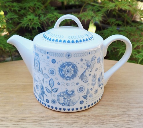 Queens bone china caravan - bone,