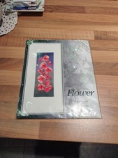 BRAND NEW FLOWER COUNTED CROSS