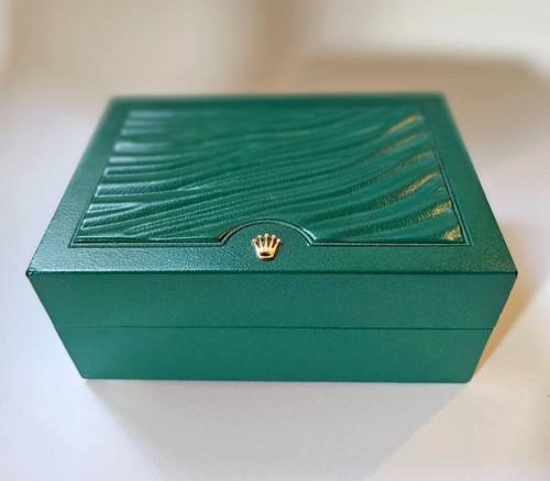 Rolex oyster watch - m,