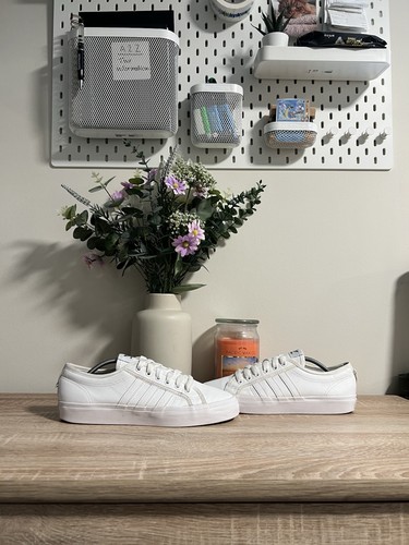 Adidas nizza size uk8 - nizza,