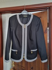 Ladies Fitted Black  Jacket From Pompoos By Designer Harald Glockler Size 16