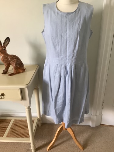 Hobbs pale blue - 14, flax