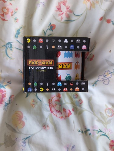 Pac man mug - 11, oz