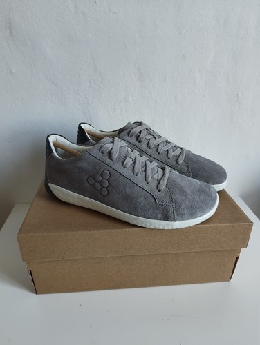 Bnwt box vivobarefoot - in,