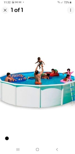 Swimming pool above - pool,