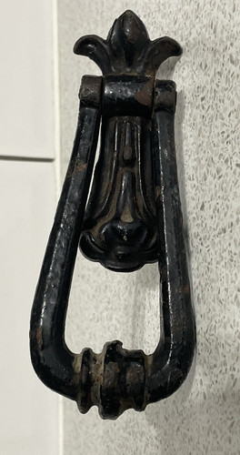 Black painted cast - painted, fleur