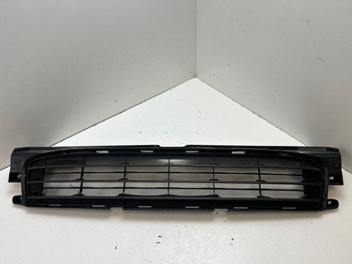 Lexus 200h 2011 front grill - 2011,