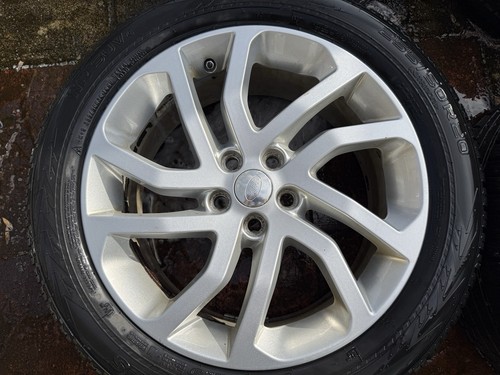 Land rover discovery - rover, wheels