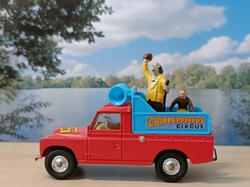 Corgi toys 487 - 487, chipperfields