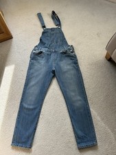 Levis Women’s Dungarees Size Small Nice condition (D4258)