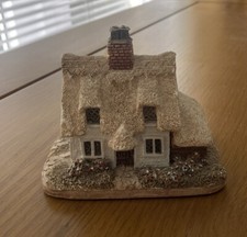 LILLIPUT LANE CLARE COTTAGE -