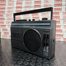 Vintage Hitachi Portable Radio