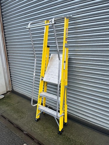 Fibreglass podium ladder - podium,
