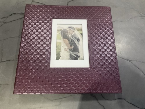Photo album will hold 600 - photo,