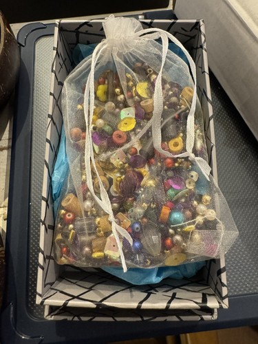Joblot mixed beads - beads, glass