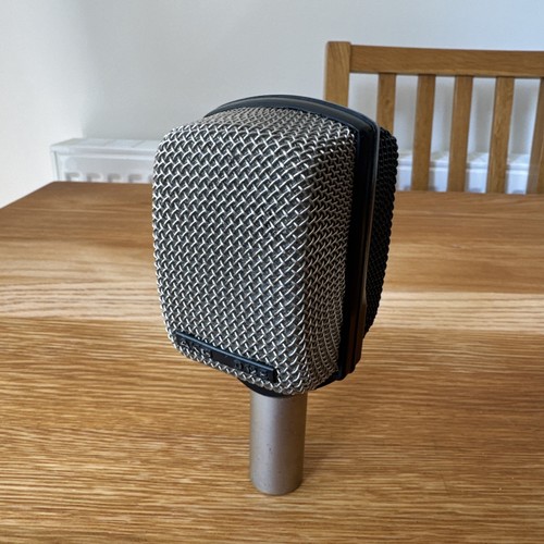 Akg d12e dynamic microphone - akg,