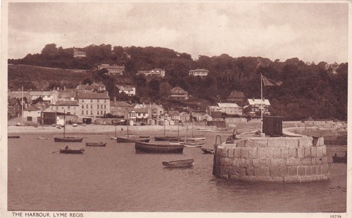 Lyme regis the - ⛱️,
